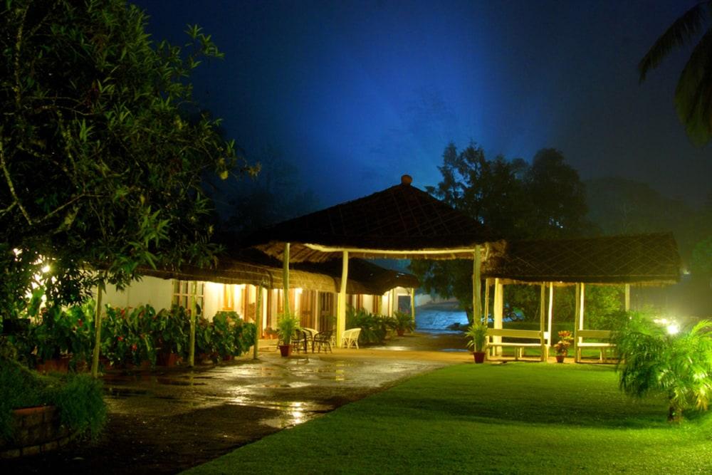 Carmelia Haven Resort Thekkady Zewnętrze zdjęcie